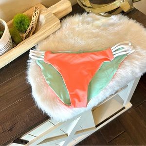 L*Space Bikini Bottom in coral teal reversible size Medium